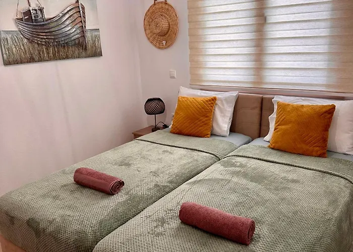 Anemos Stegna Tatil Evi *